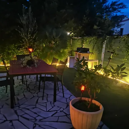 Maison A 130m De La Holiday home
